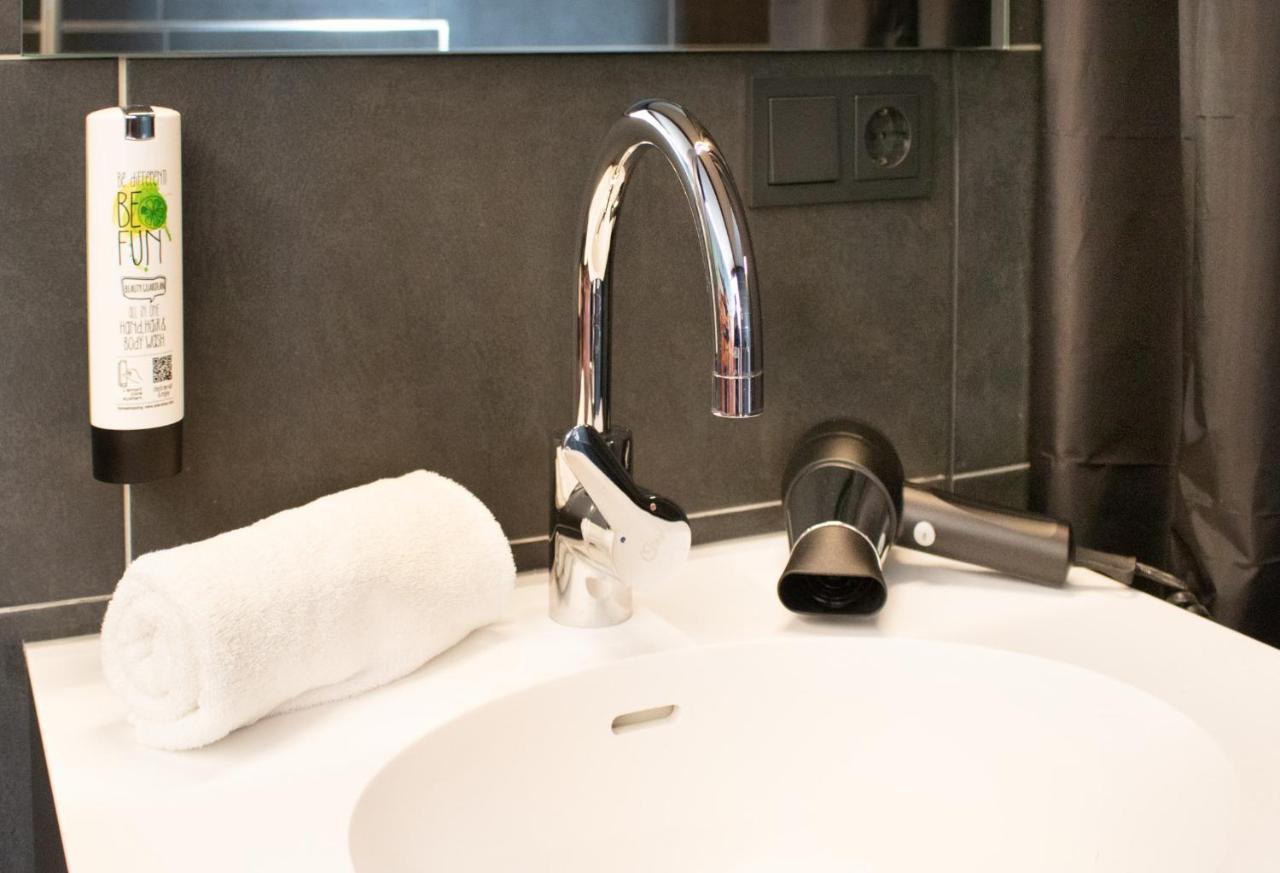 Fz Hotel By Wmm Hotels ฟริทซ์ลาร์ ภายนอก รูปภาพ